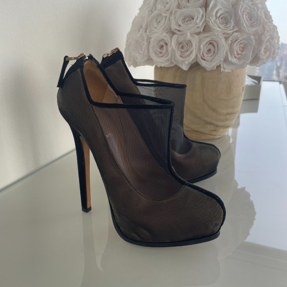 Fendi Black Mesh Platform Booties like new